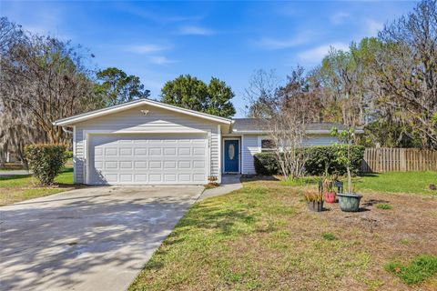 Photo of 10908 NW 60th Terrace, Alachua, FL 32615 (MLS # GC538551)