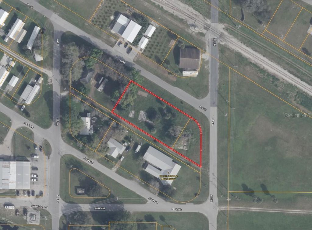 Photo of 114 Florida Avenue NW, Moore Haven, FL 33471 (MLS # A4693804)