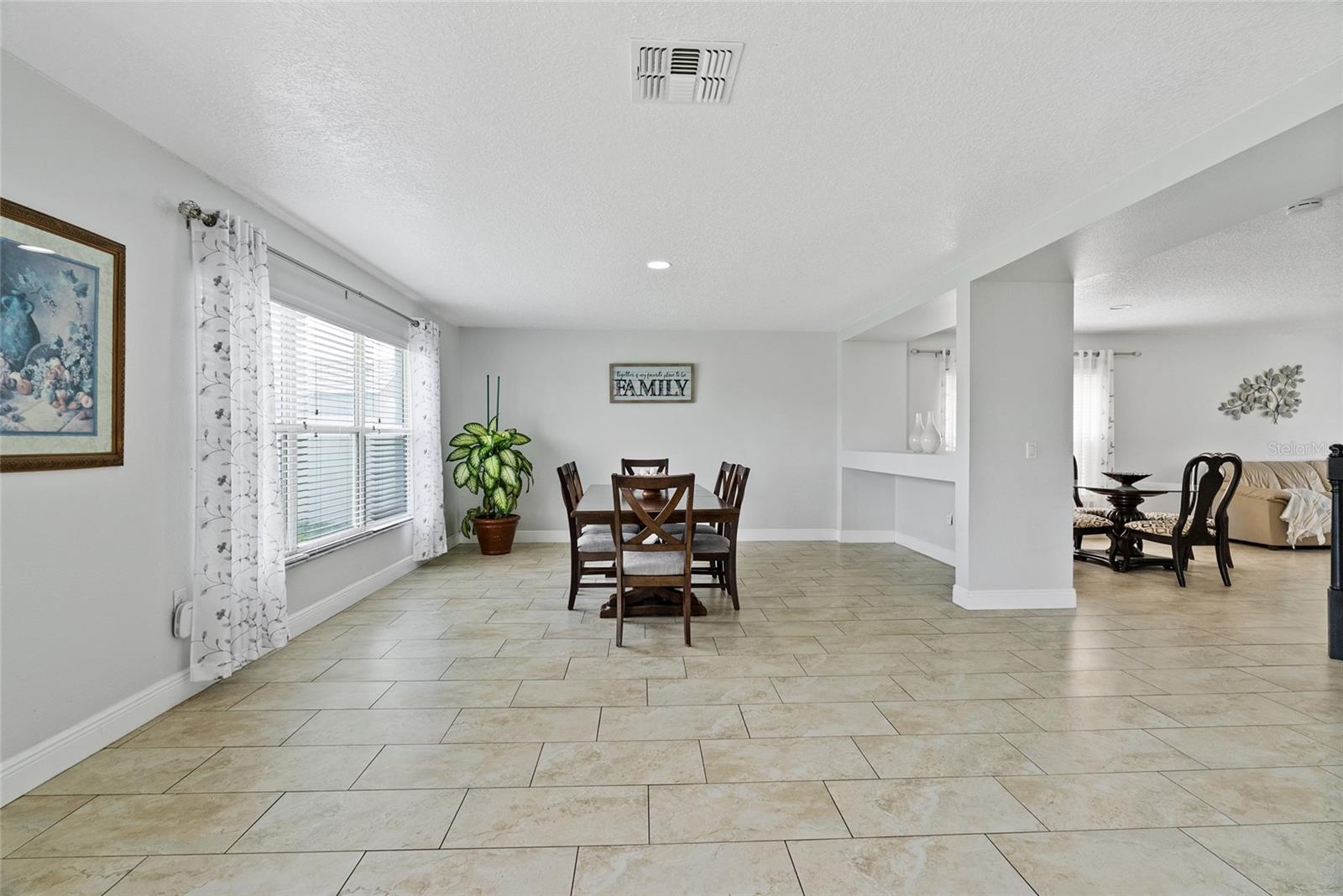 2730 AMANDA KAY WAY