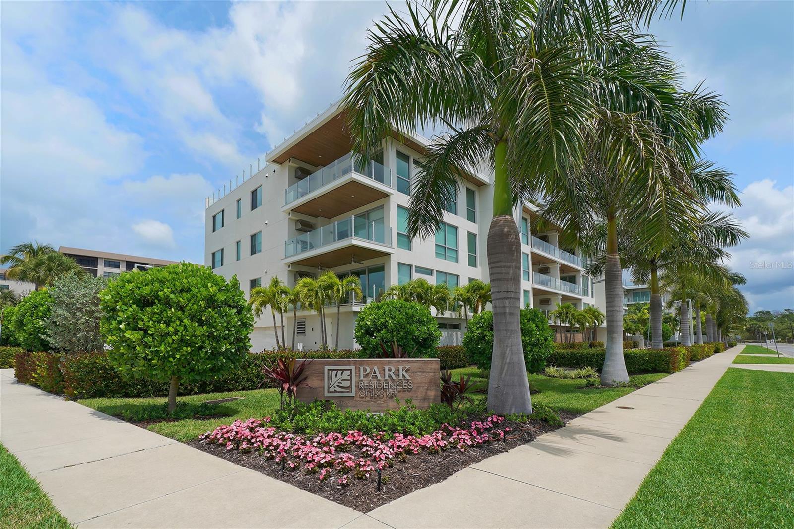 129 TAFT DRIVE W102