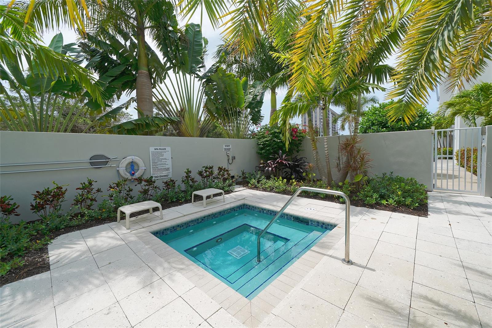 PARK RESIDENCES/LIDO KEY - Residential