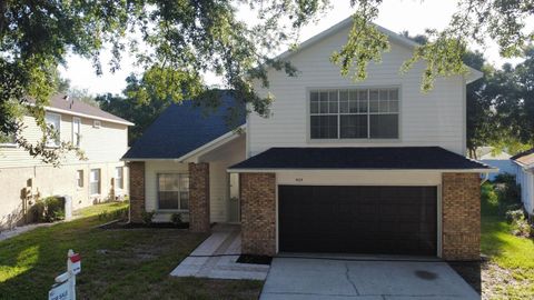 A home in APOPKA