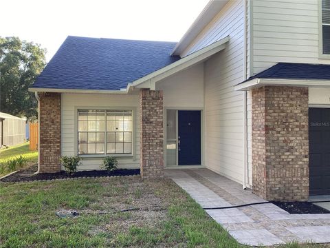 A home in APOPKA