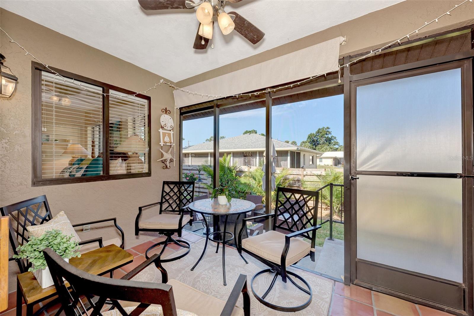 SORRENTO PLACE - Residential