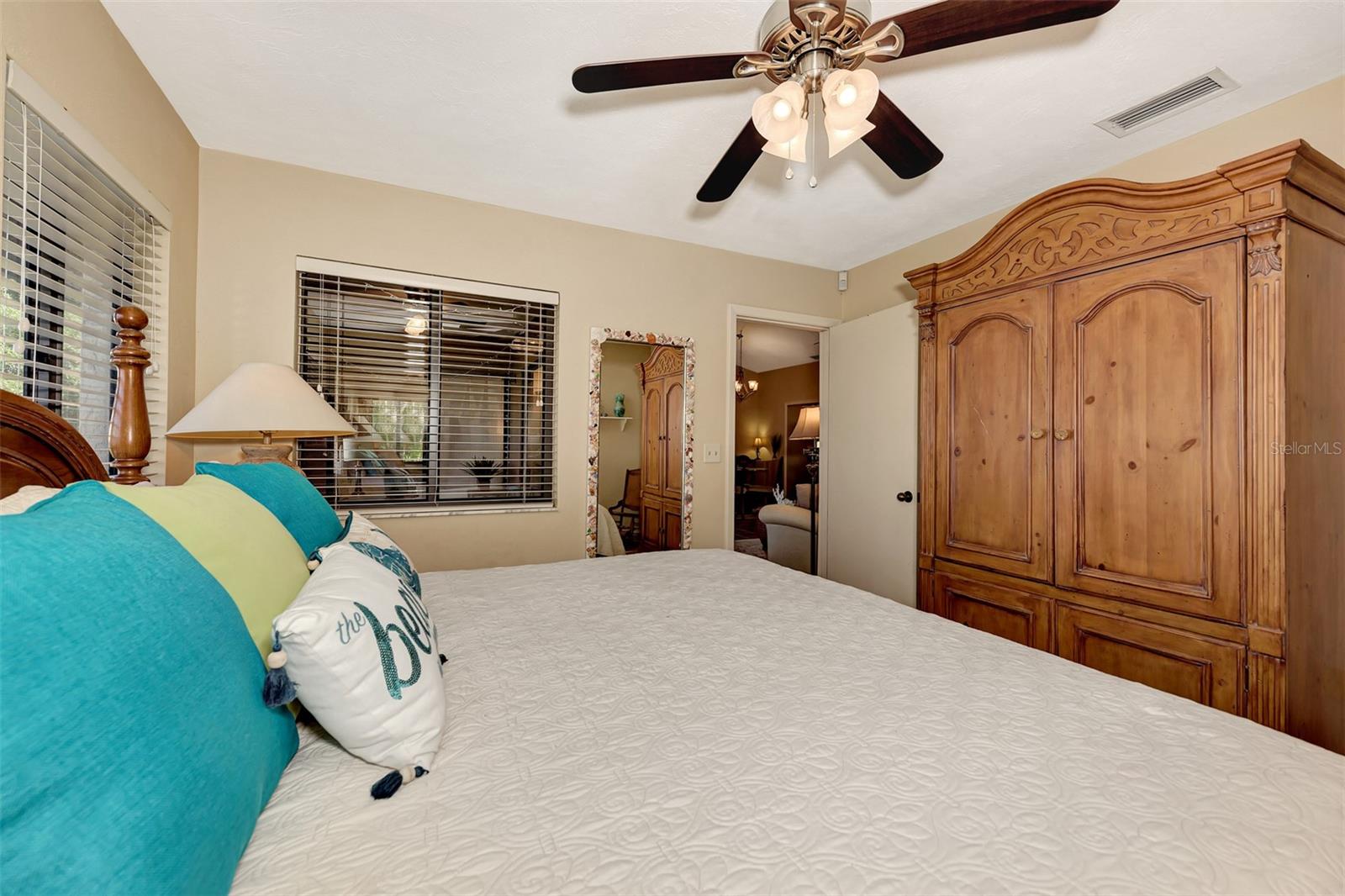 SORRENTO PLACE - Residential