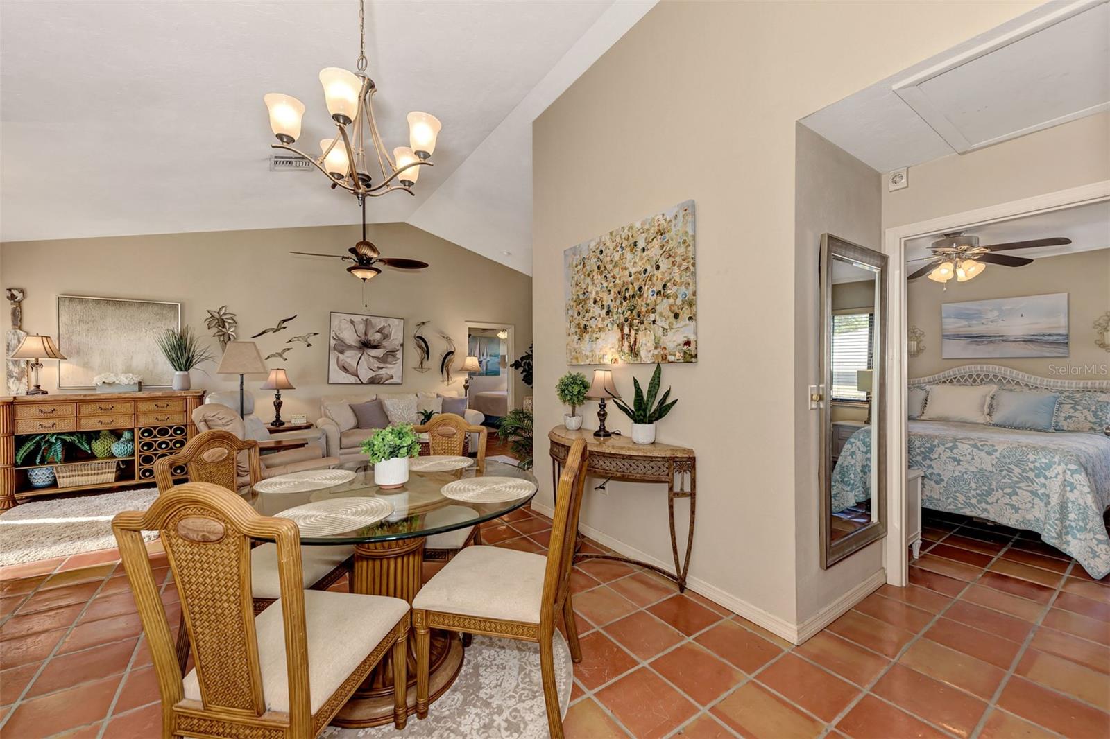 SORRENTO PLACE - Residential