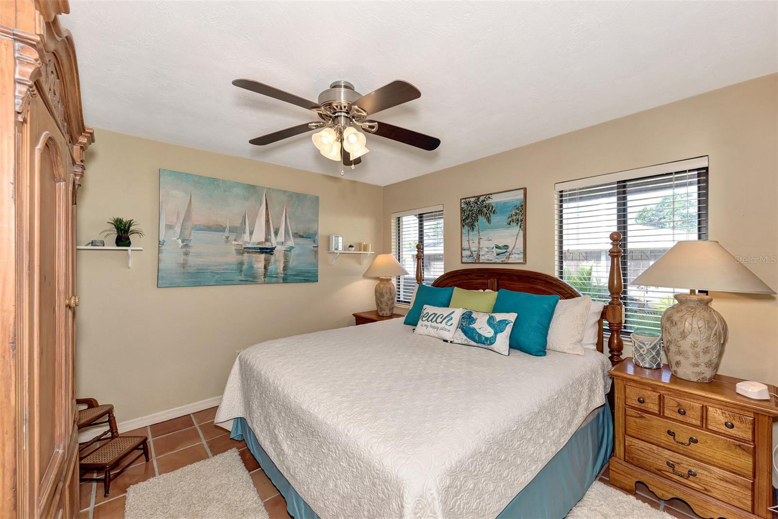 SORRENTO PLACE - Residential