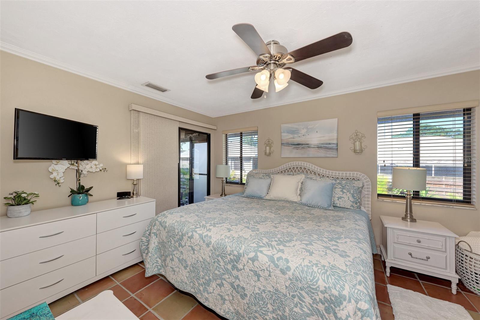 SORRENTO PLACE - Residential