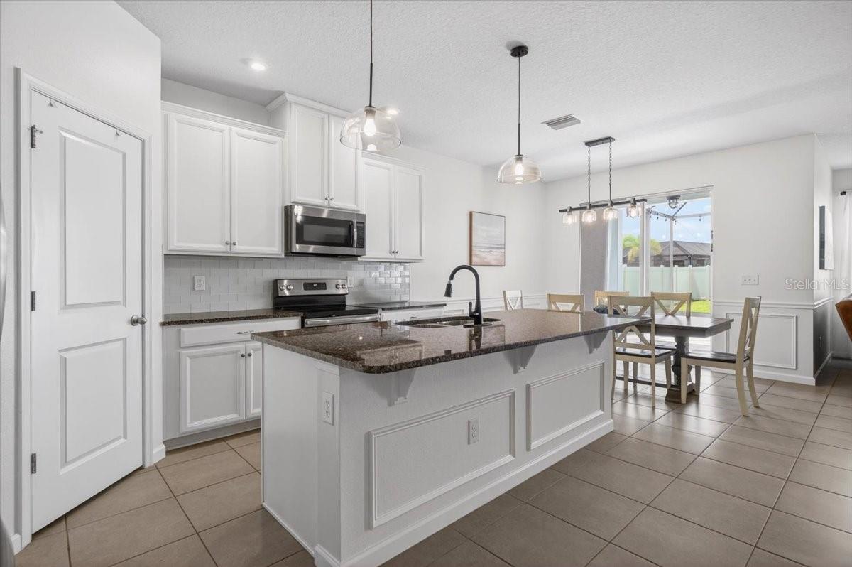 SUMMERWOODS - Residential