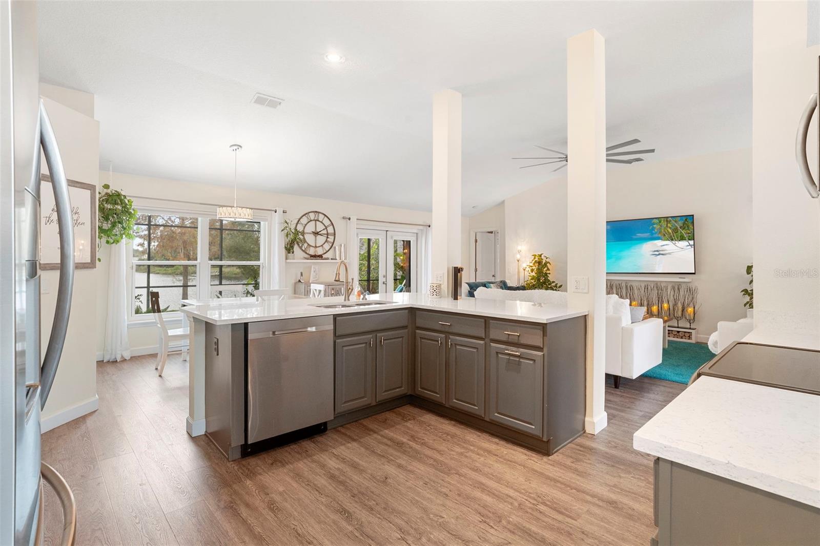 WATERFORD LAKES UNIT ONE - Residential