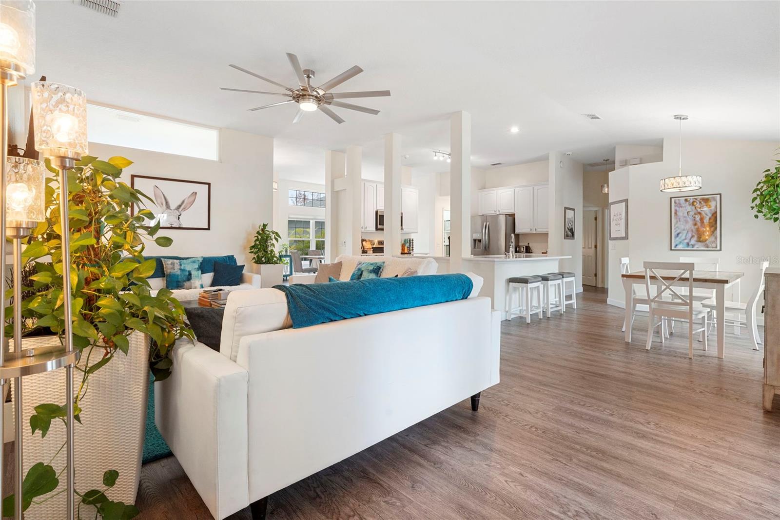 WATERFORD LAKES UNIT ONE - Residential