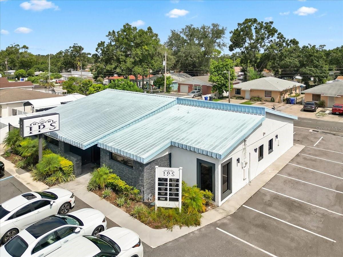HIBISCUS GARDENS - Commercial Sale