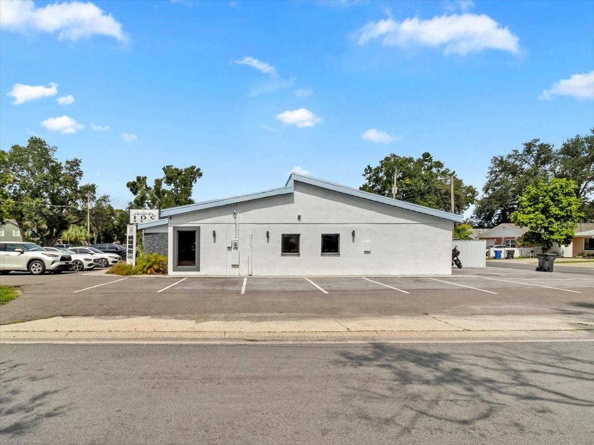 HIBISCUS GARDENS - Commercial Sale