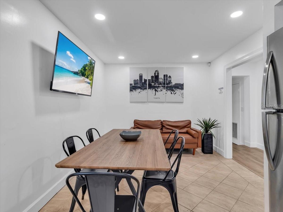 HIBISCUS GARDENS - Commercial Sale