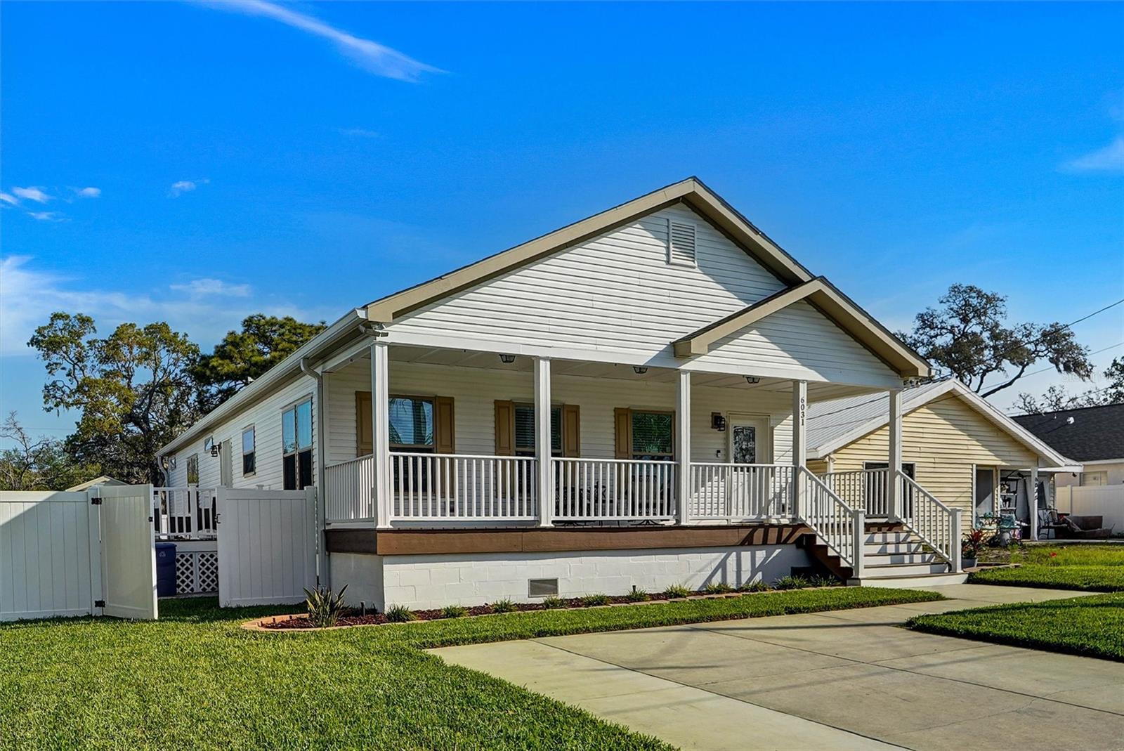 BEACON WOODS VILLAGE - Residential