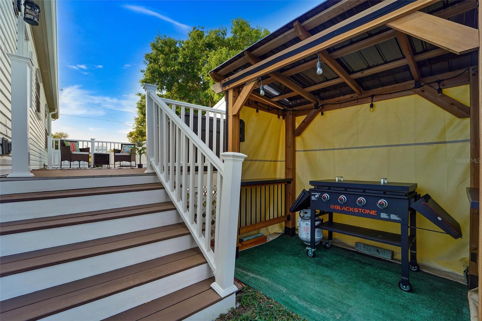 BEACON WOODS VILLAGE - Residential