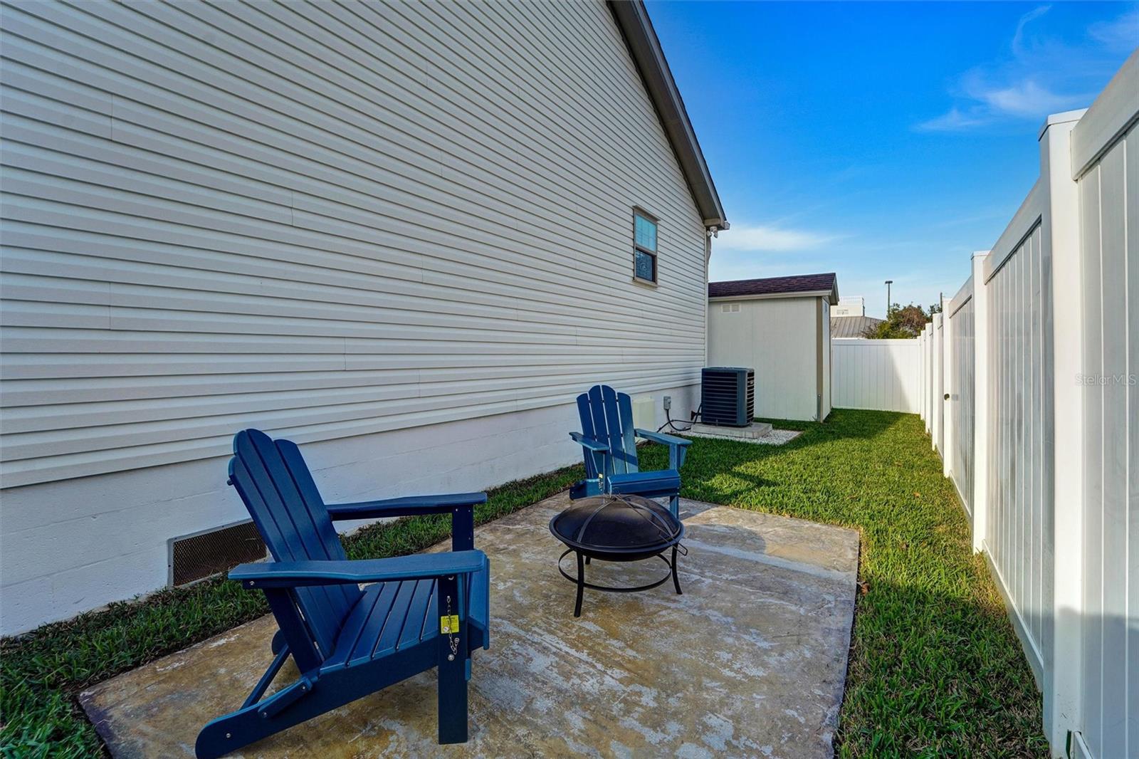 BEACON WOODS VILLAGE - Residential