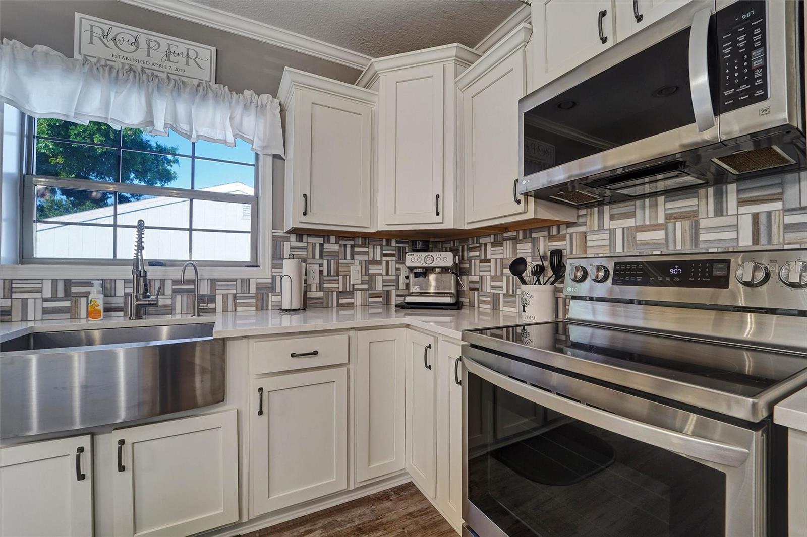 BEACON WOODS VILLAGE - Residential