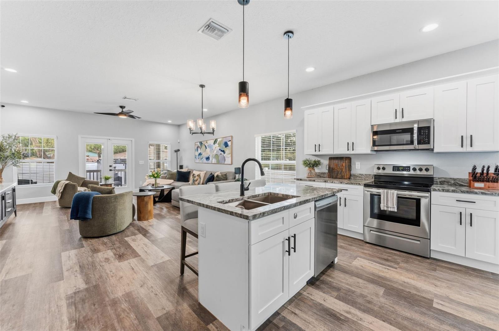 TAMPA OVERLOOK - Residential