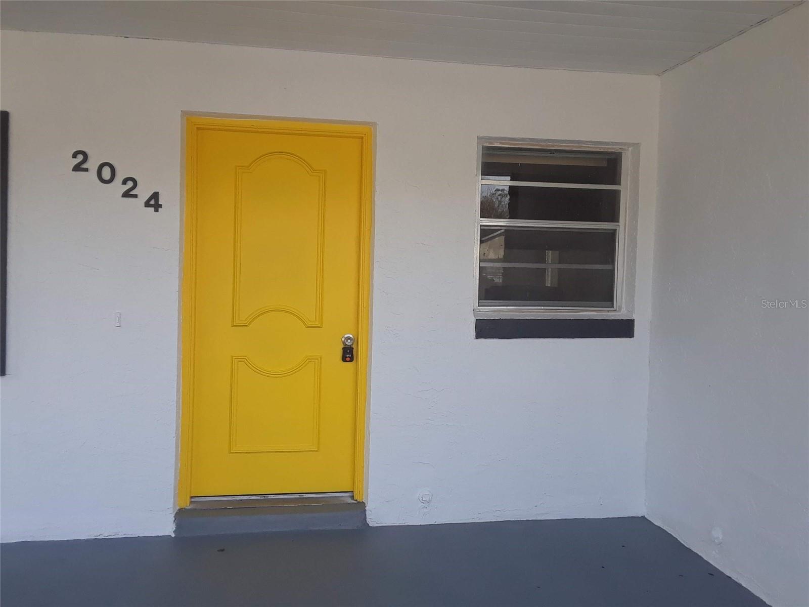 2024 LAS PALMAS CIRCLE