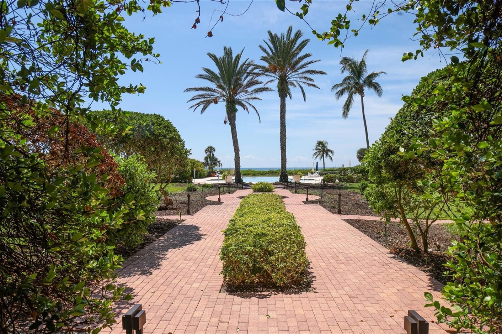 VILLA DI LANCIA PH 1 - Residential