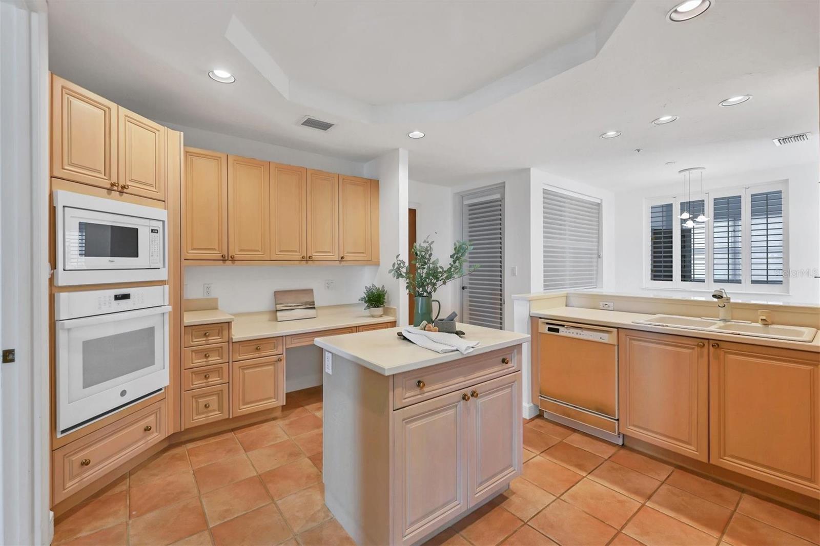 VILLA DI LANCIA PH 1 - Residential