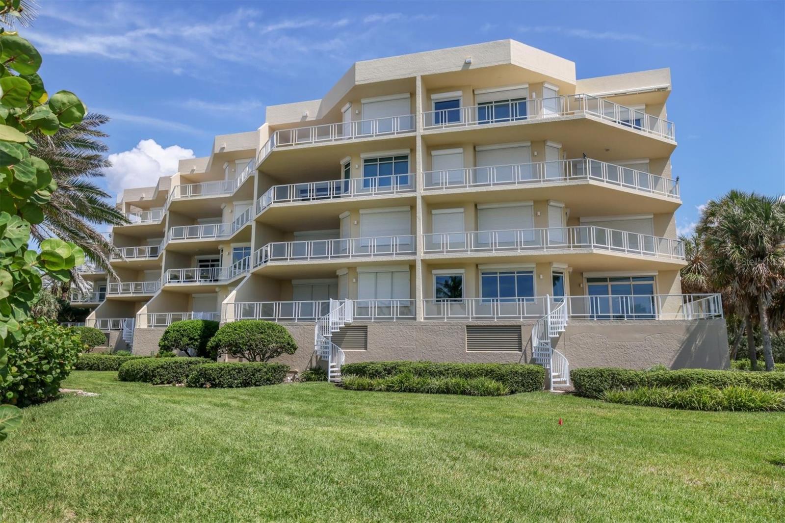 VILLA DI LANCIA PH 1 - Residential