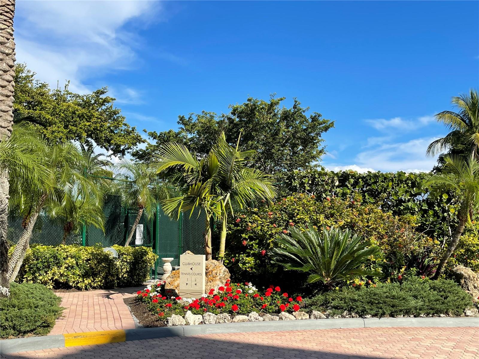 VILLA DI LANCIA PH 1 - Residential