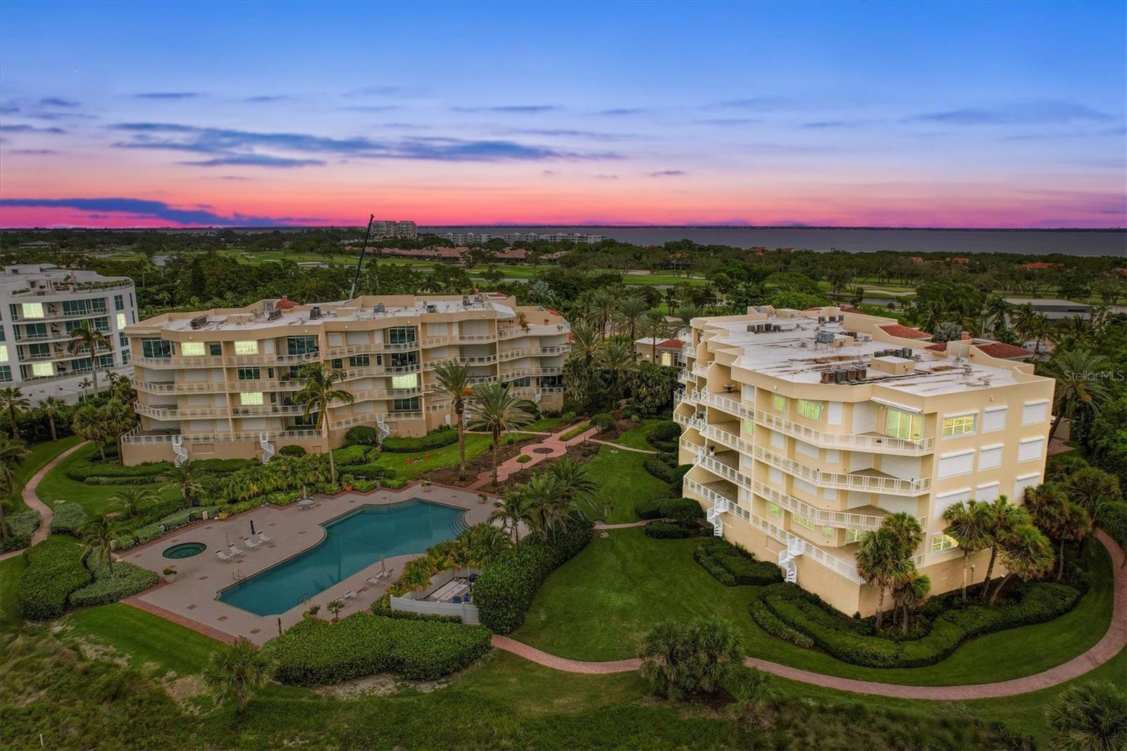 VILLA DI LANCIA PH 1 - Residential