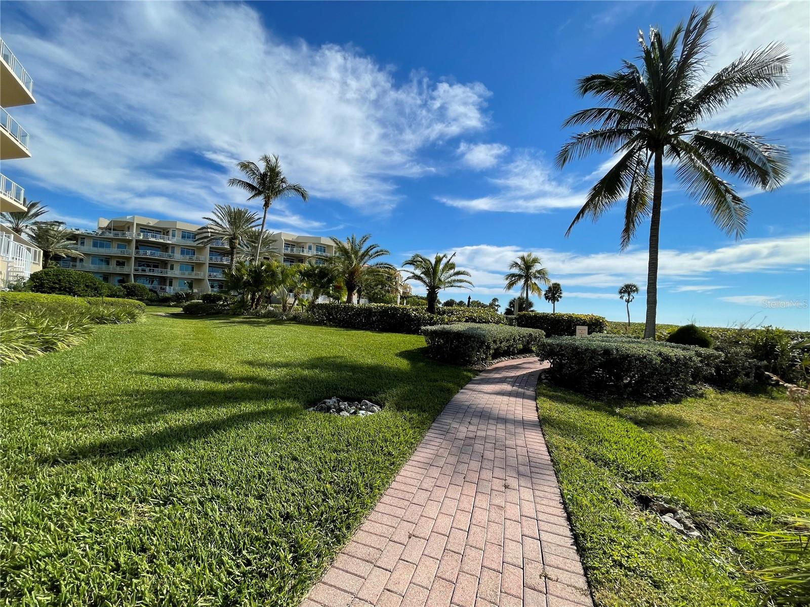 VILLA DI LANCIA PH 1 - Residential