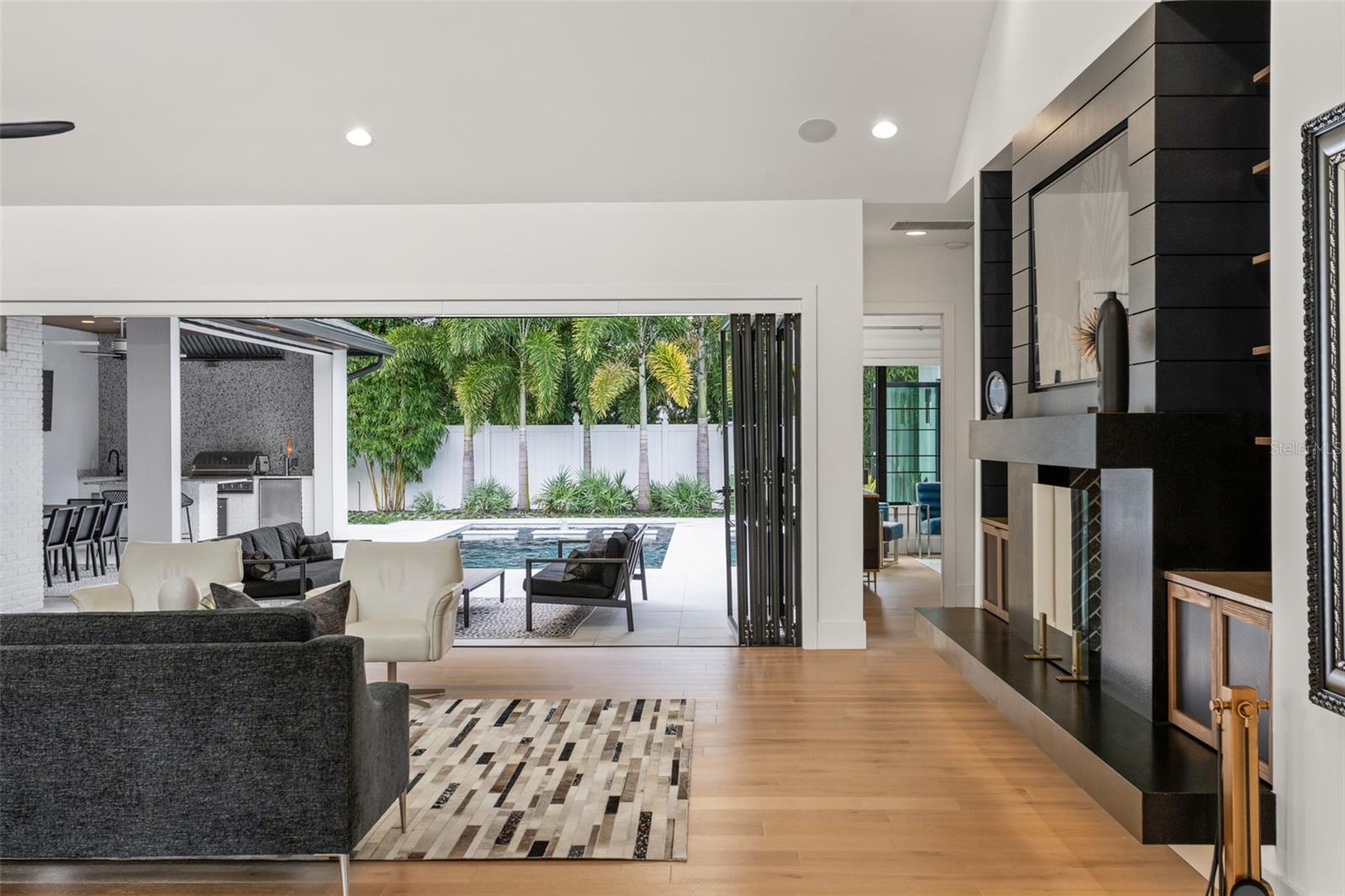 WINFLOR COURT PT REP - Residential