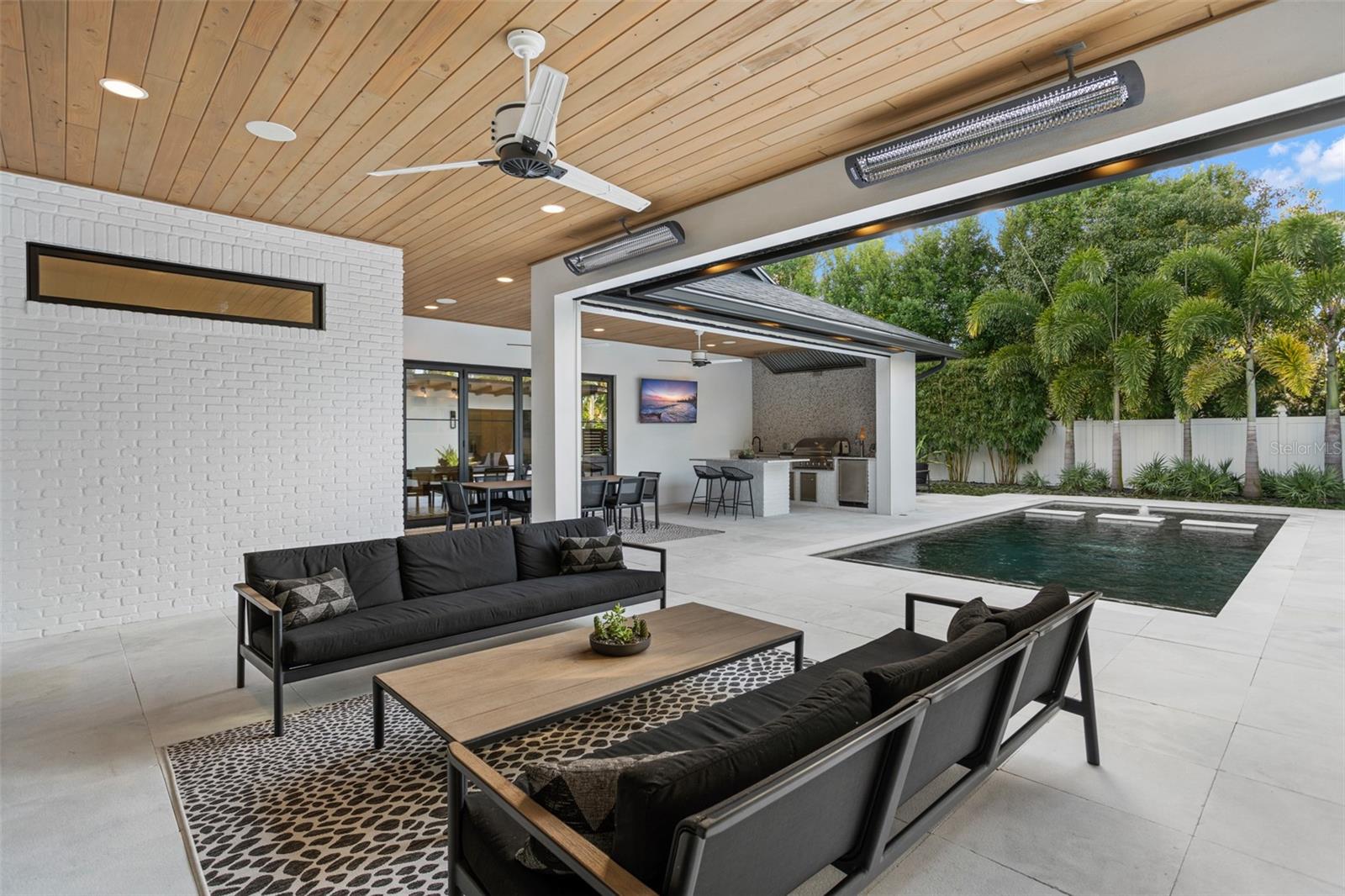 WINFLOR COURT PT REP - Residential