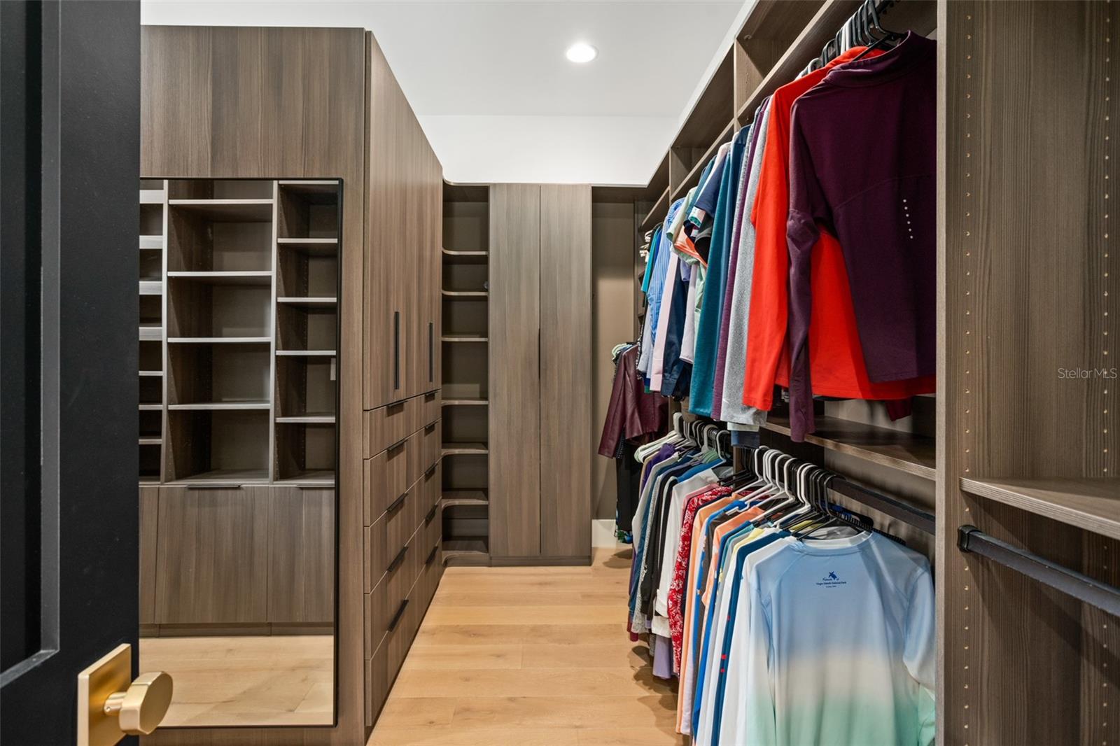 WINFLOR COURT PT REP - Residential