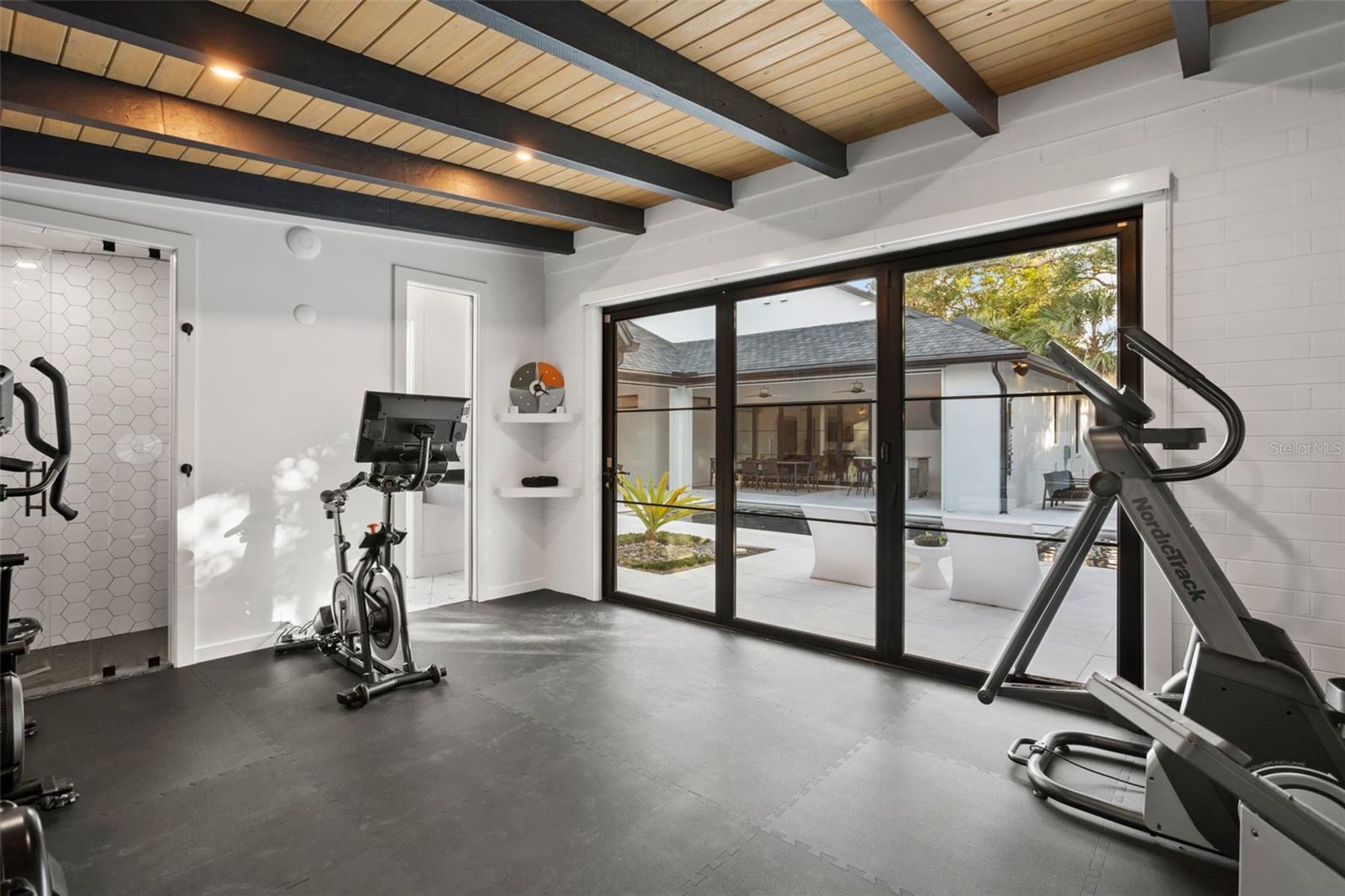 WINFLOR COURT PT REP - Residential