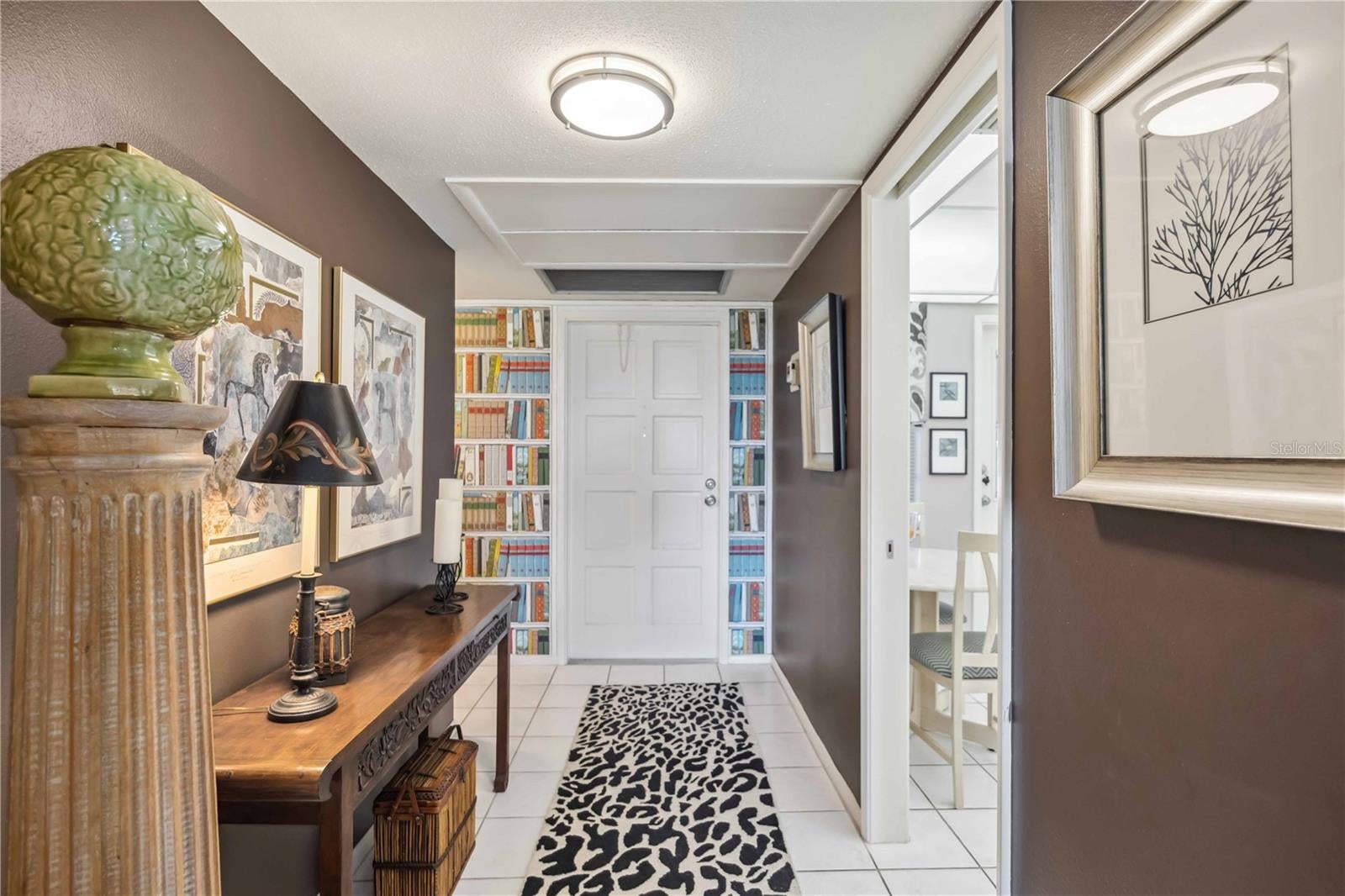 7461 W COUNTRY CLUB DRIVE N 207, SARASOTA, FL, 34243 3 7461 W COUNTRY CLUB DRIVE N 207