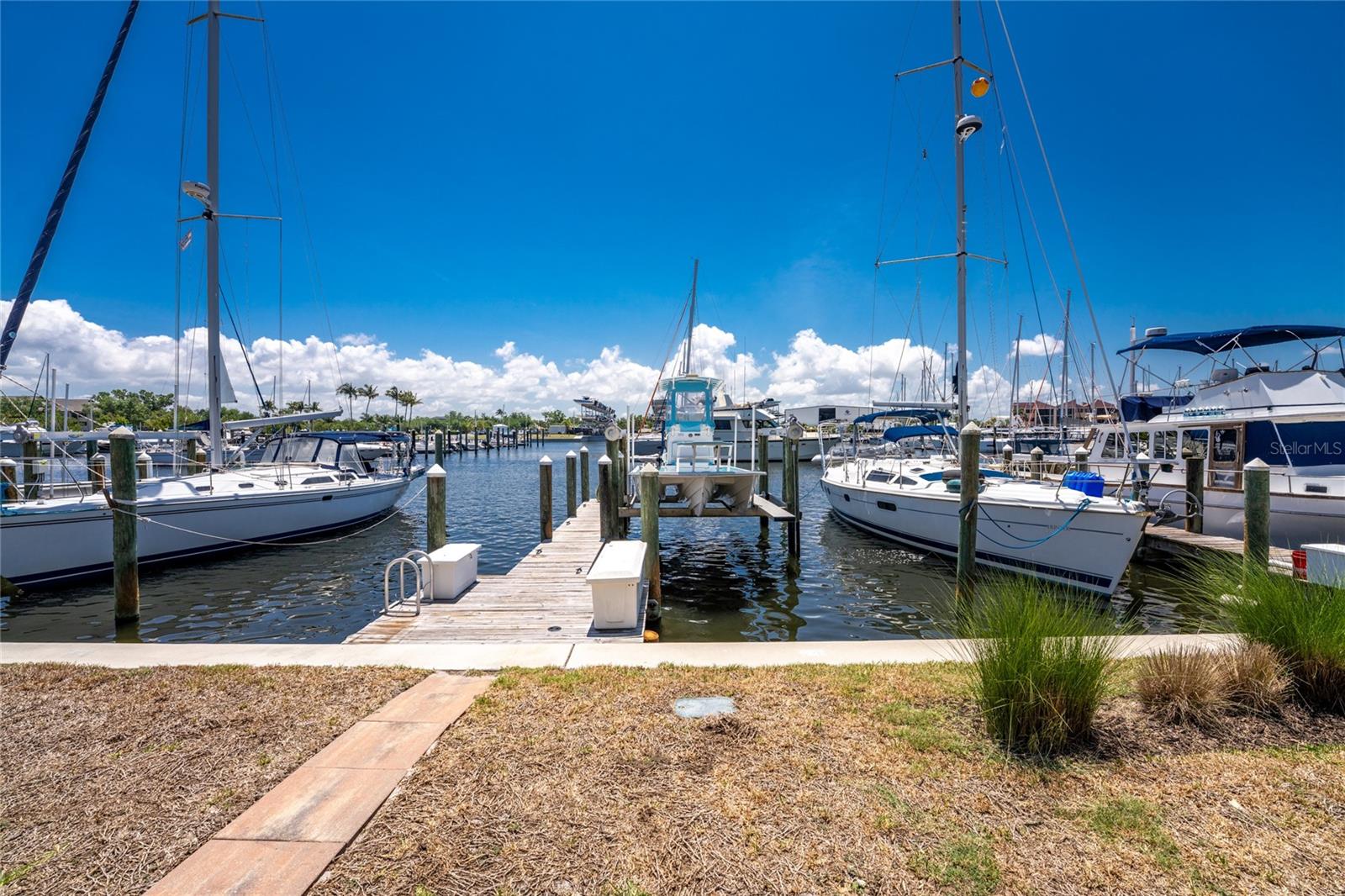 SUNSET KEY LAND CONDO - Residential