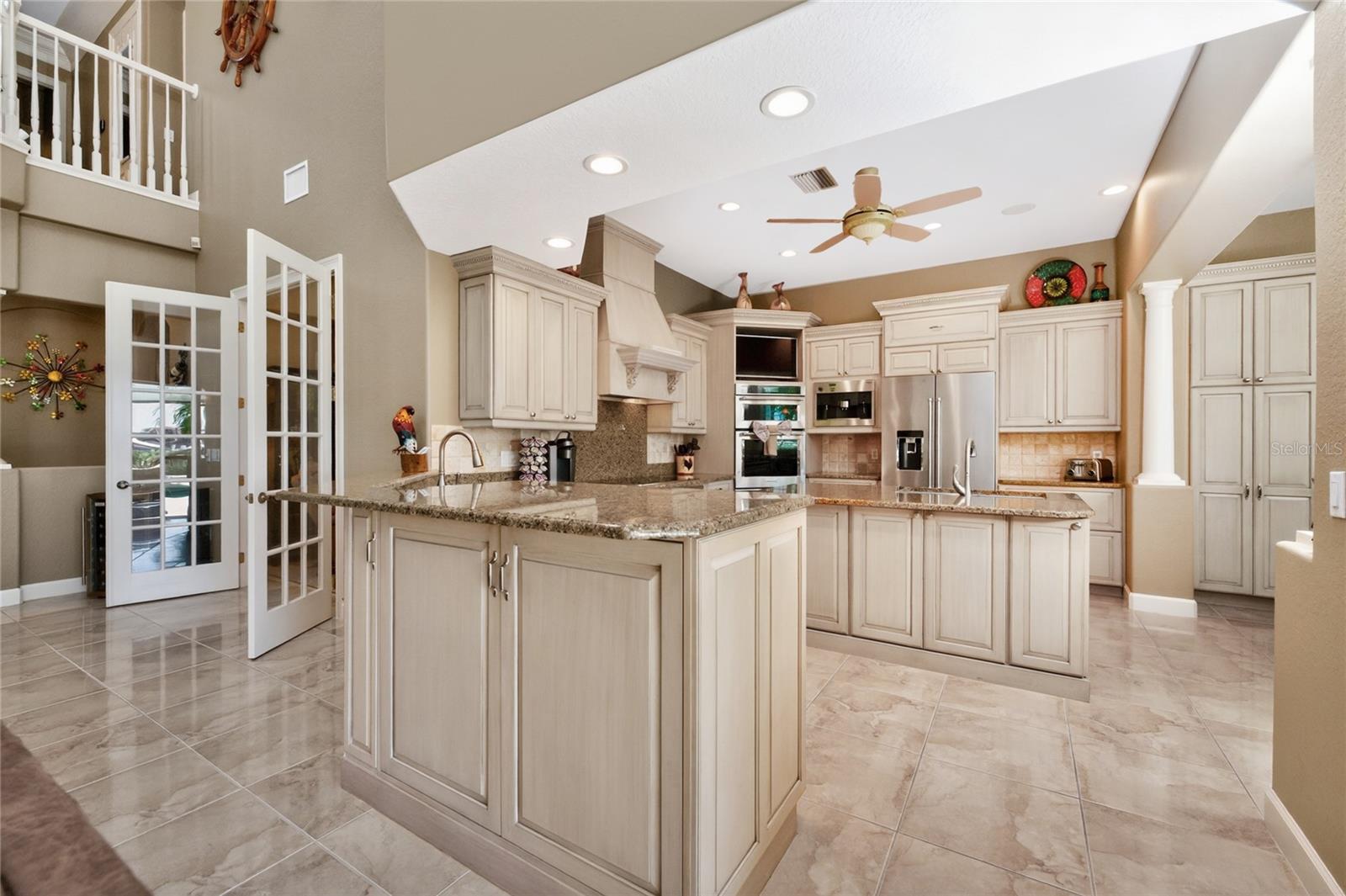 SUNSET KEY LAND CONDO - Residential