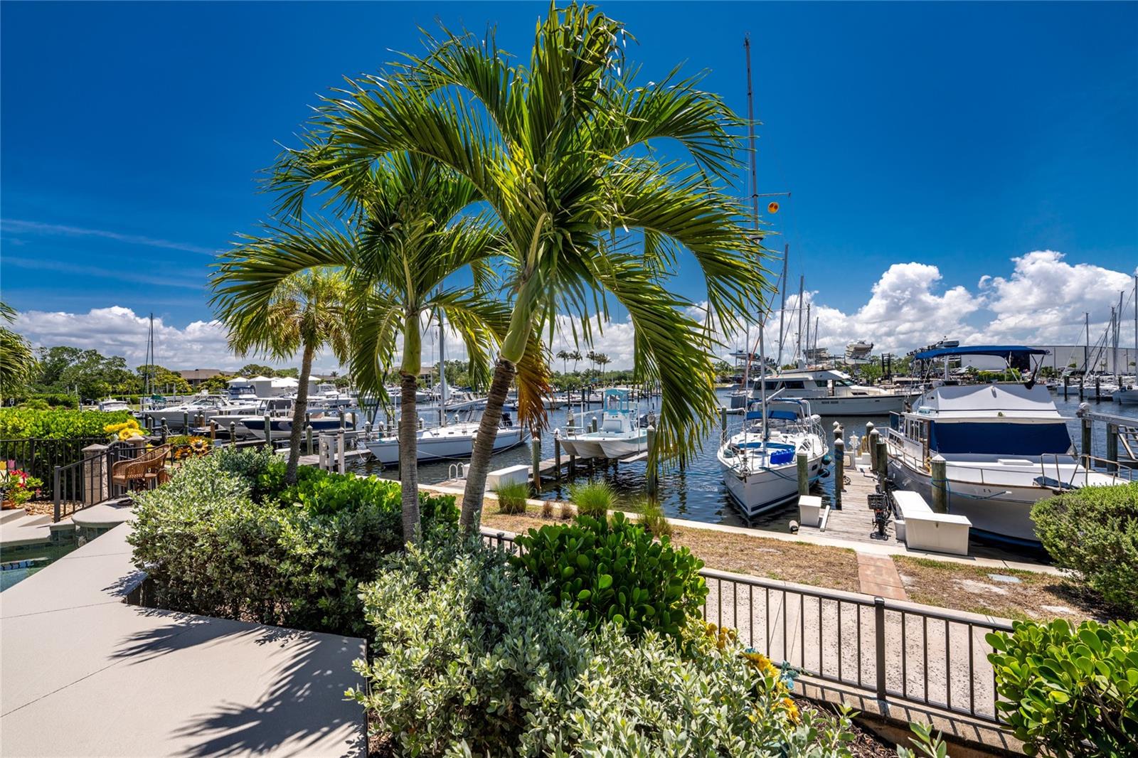 SUNSET KEY LAND CONDO - Residential