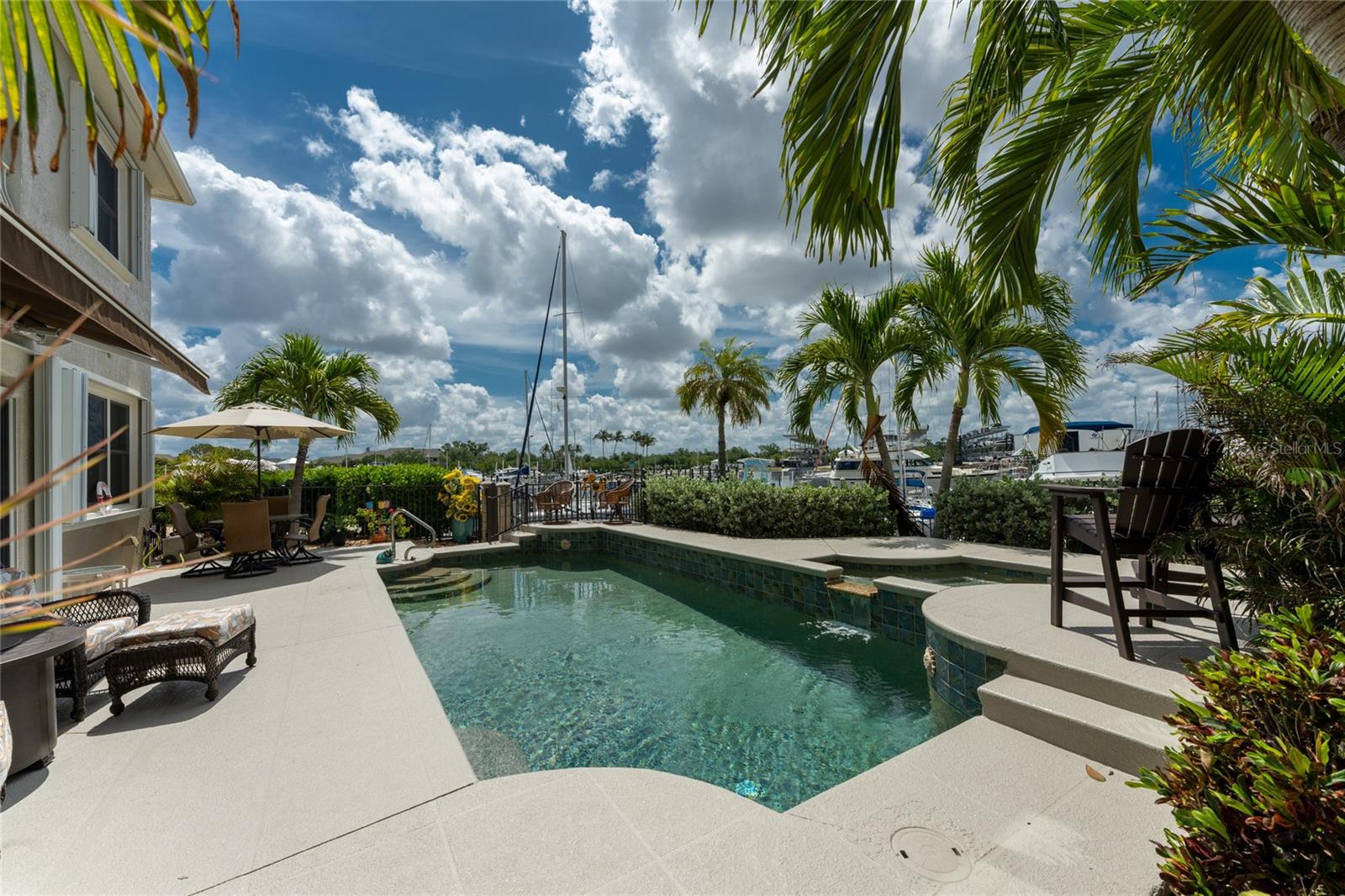 SUNSET KEY LAND CONDO - Residential
