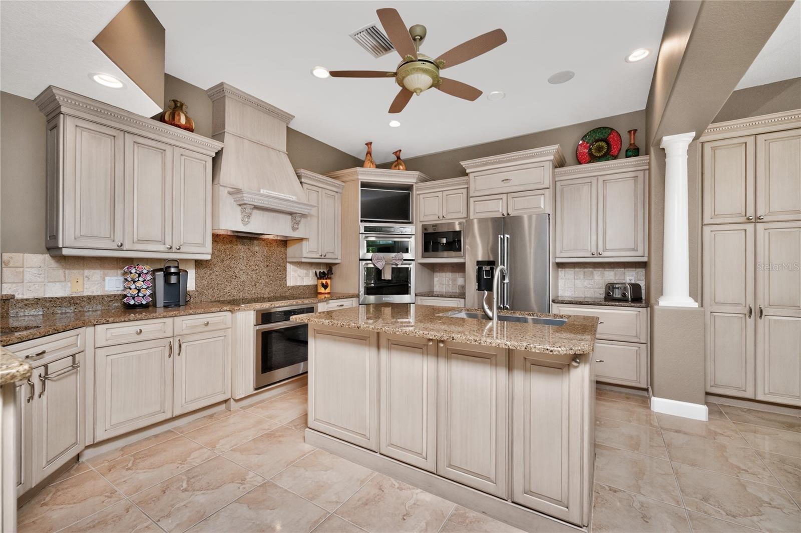 SUNSET KEY LAND CONDO - Residential