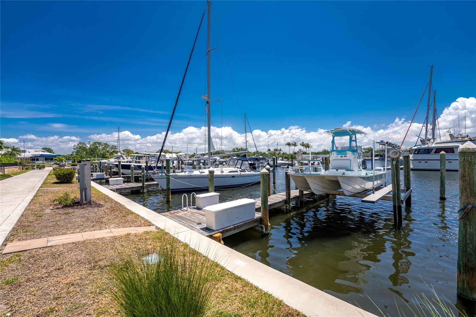 SUNSET KEY LAND CONDO - Residential