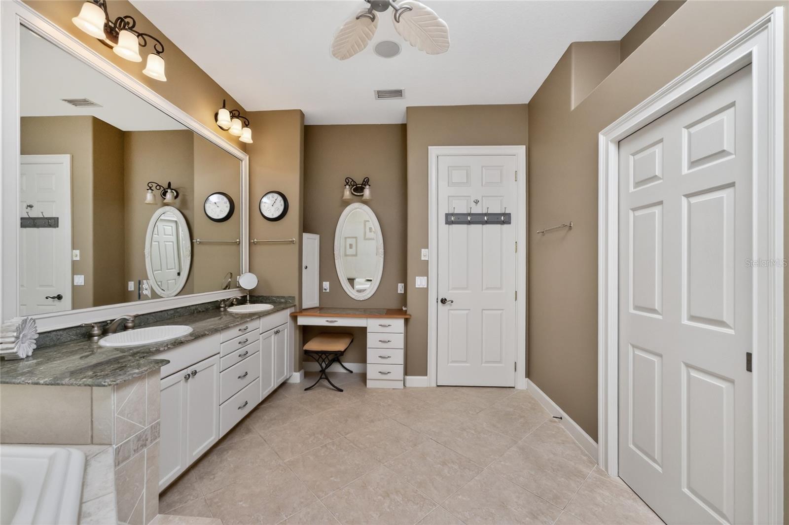 SUNSET KEY LAND CONDO - Residential