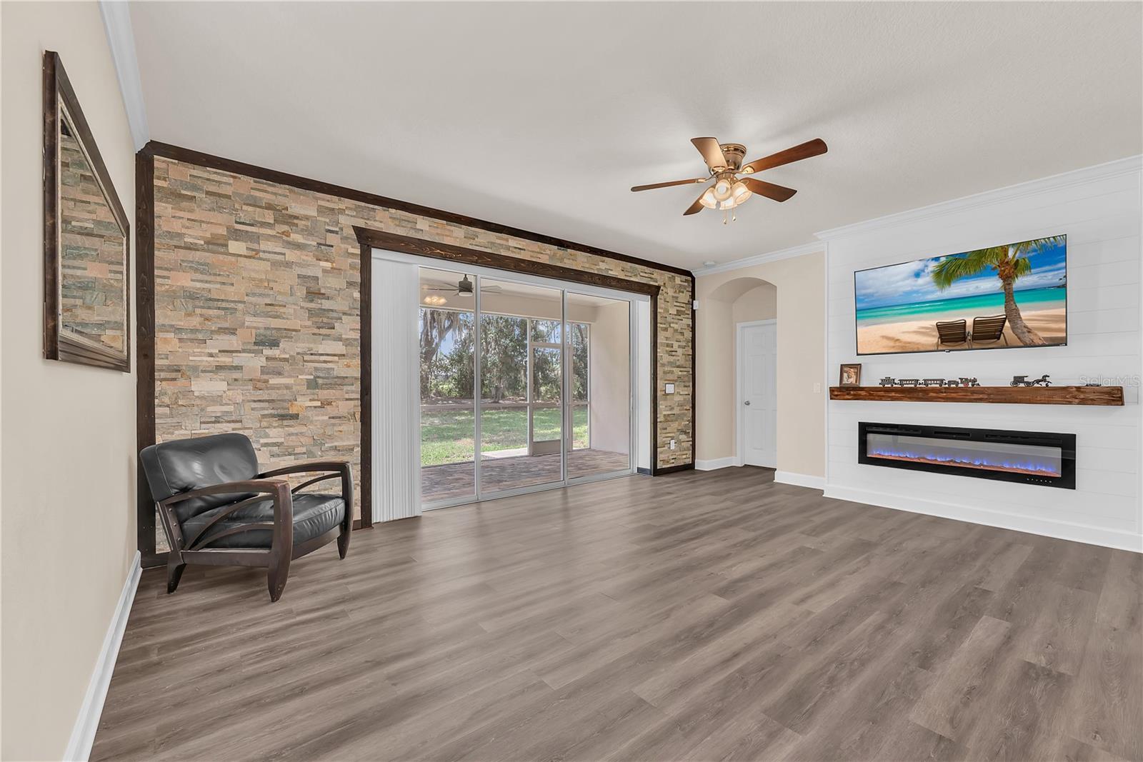 CHANNING PARK - Residential