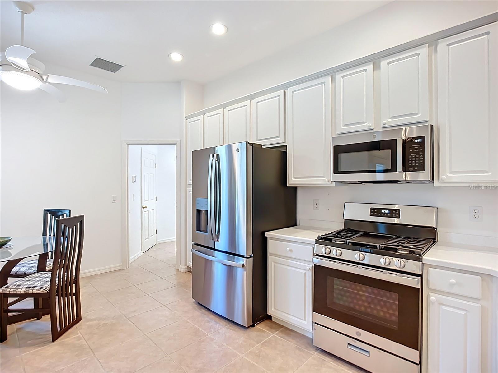 THE HAMPTONS - Residential