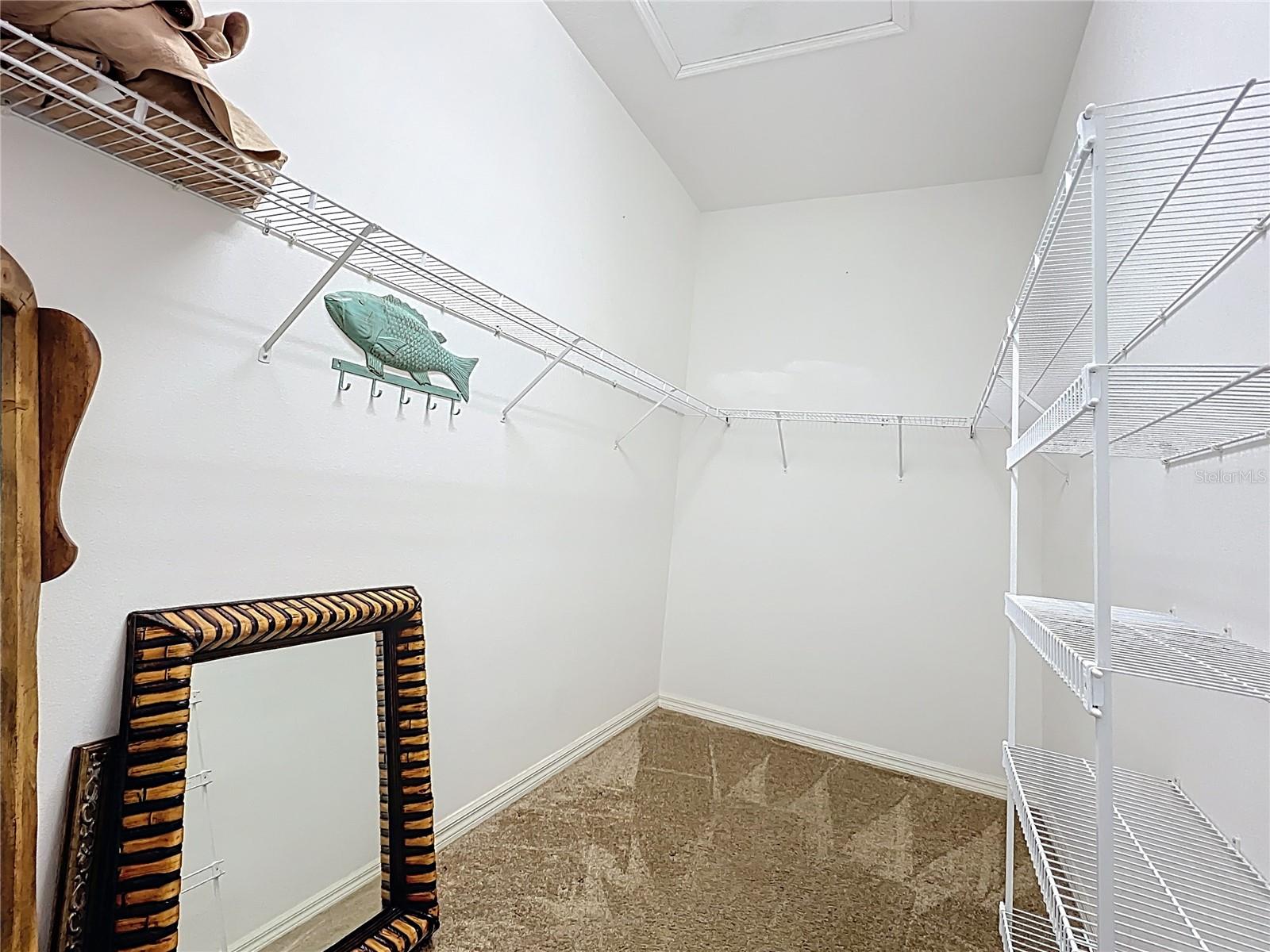 THE HAMPTONS - Residential