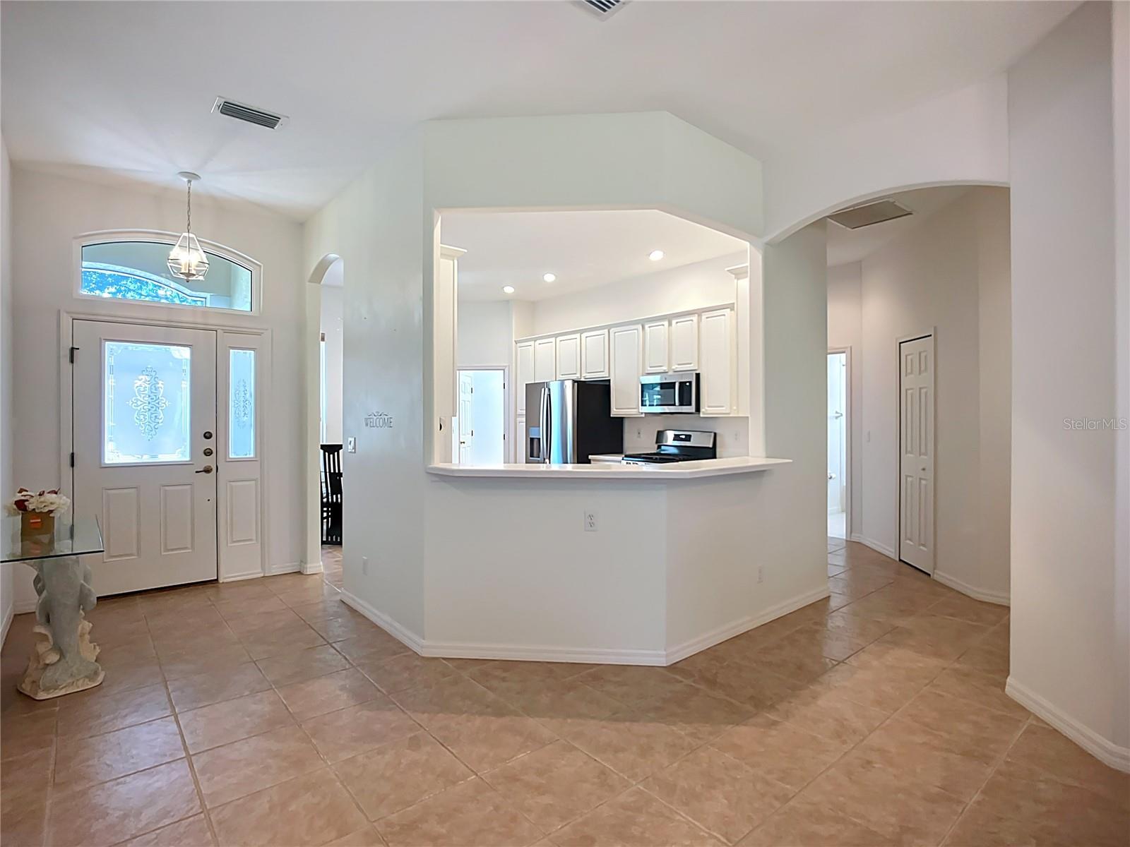 5195 HIGHBURY CIRCLE