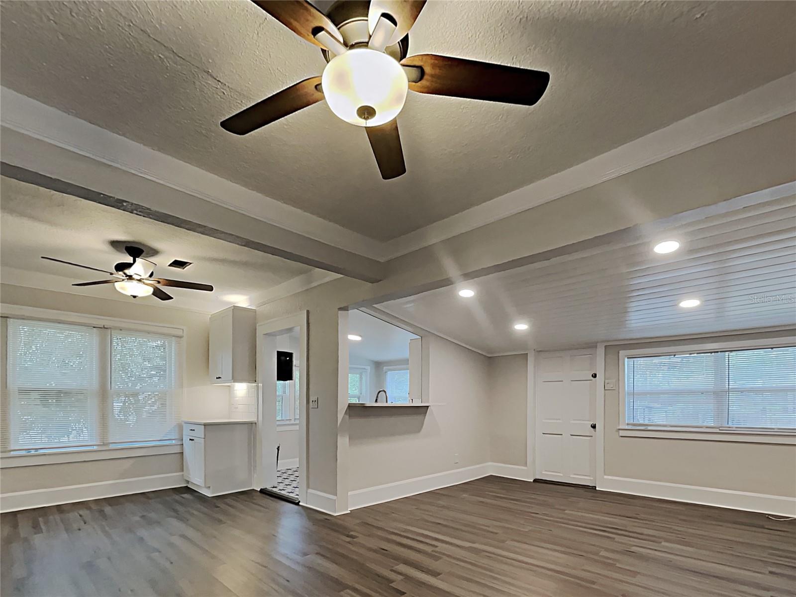 CENTRAL AVE HEIGHTS - Residential Lease