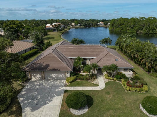 7570 LINKS CT, SARASOTA, FL 34243 - Image ab4b486e968b50f50fa77c51fdfead27/3929625852