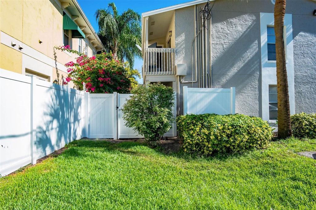 Photo of 408 S Tampania Ave, Tampa, FL 33609 (MLS # TB8435252)