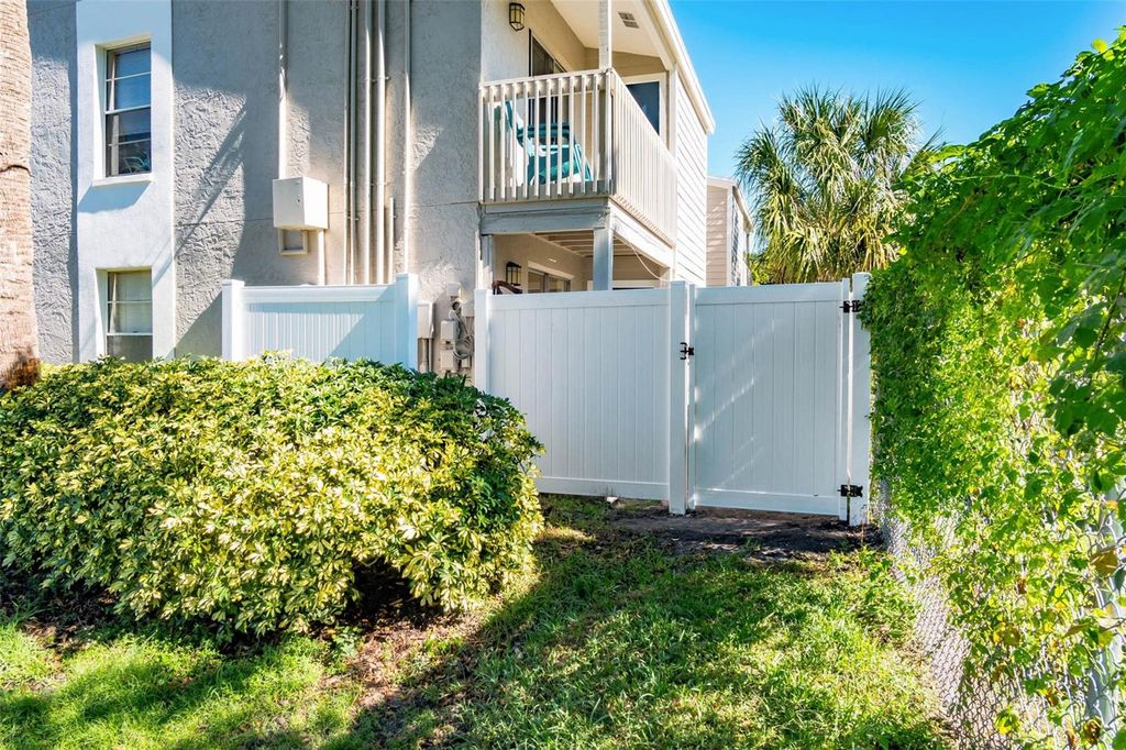 Photo of 408 S Tampania Ave, Tampa, FL 33609 (MLS # TB8435252)